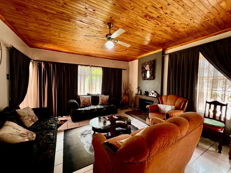 4 Bedroom Property for Sale in Kathu Northern Cape